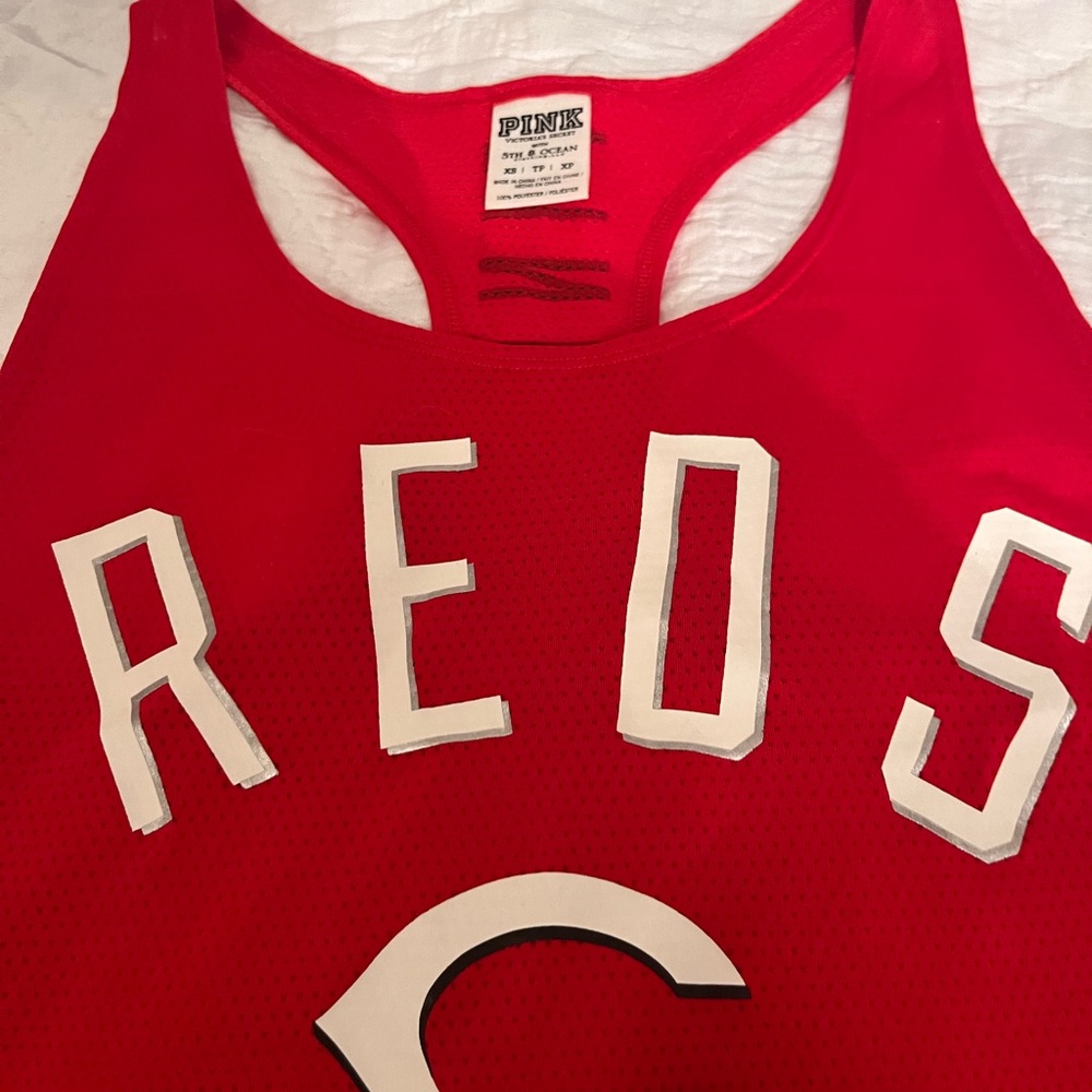 Cincinnati Reds Tank Top - Picture 2 of 4